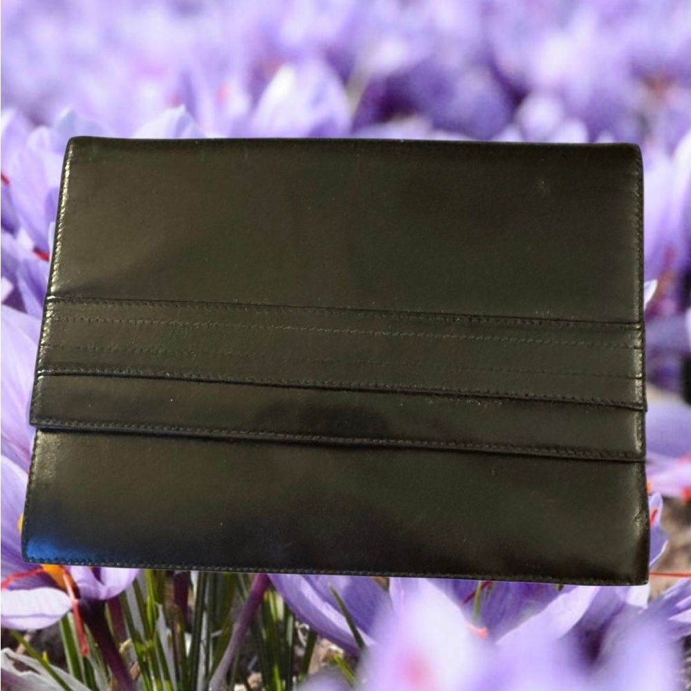 Papagallo Vintage Black Leather Clutch